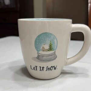 Discontinued Rae Dunn Artisian Collection “ Let it Snow” Mug.